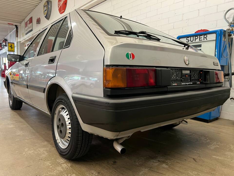 Image 14/18 de Alfa Romeo Arna 1.3 SL (1984)