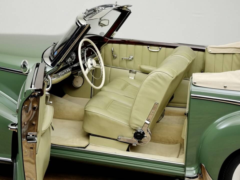 Bild 12/25 von Mercedes-Benz 300 S Roadster (1954)