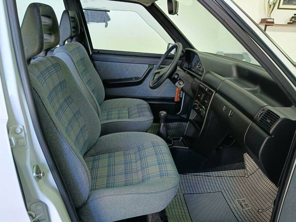Afbeelding 18/44 van FIAT Uno 1.1 i.e. (1992)