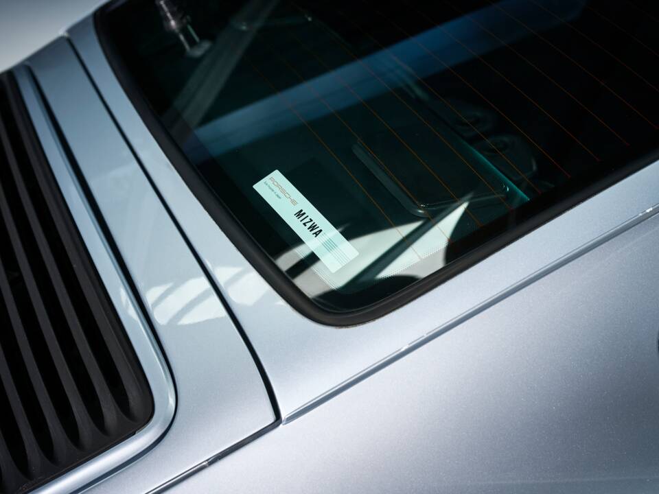 Image 12/36 de Porsche 911 Carrera (1995)