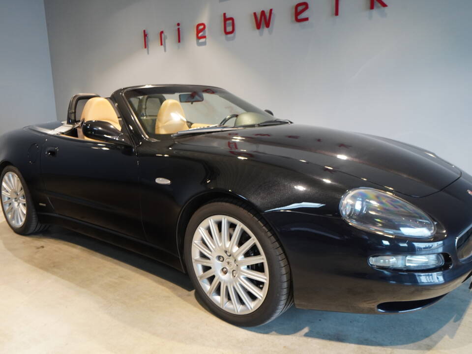 Bild 16/21 von Maserati Spyder 4200 Cambiocorsa (2002)