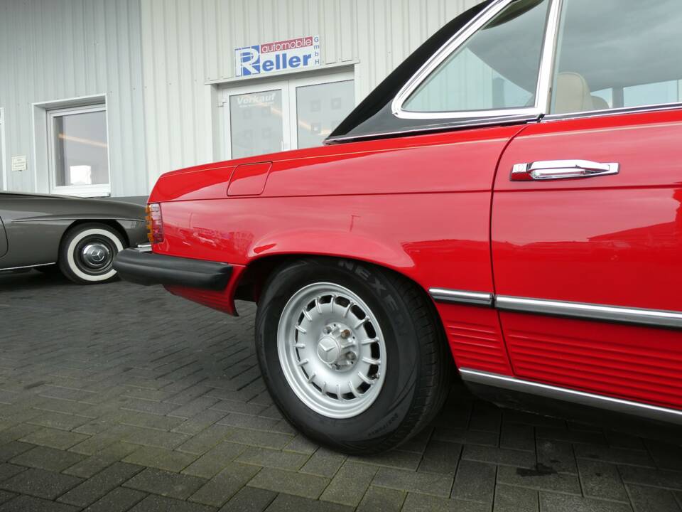 Bild 24/28 von Mercedes-Benz 450 SL (1977)