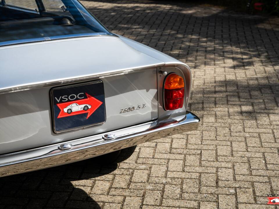 Bild 25/38 von Alfa Romeo 2600 Sprint Zagato (1968)