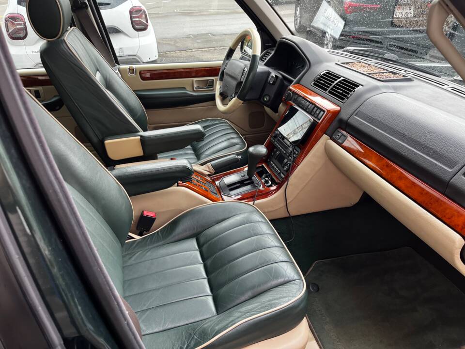 Image 14/23 of Land Rover Range Rover 4.6 HSE "30th Anniversary Edition" (2000)