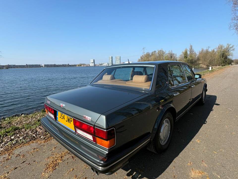 Image 17/33 of Bentley Turbo R lang (1992)