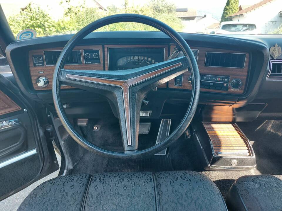 Image 7/8 of Buick Electra 225 Hardtop (1973)