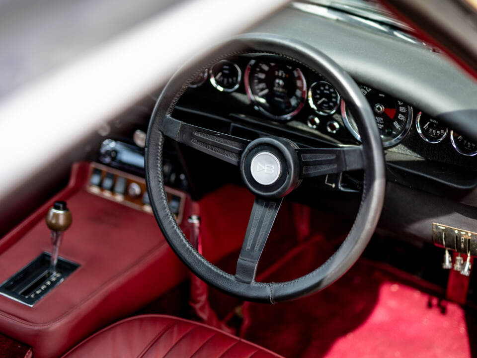 Bild 20/50 von Aston Martin DBS V8 (1971)
