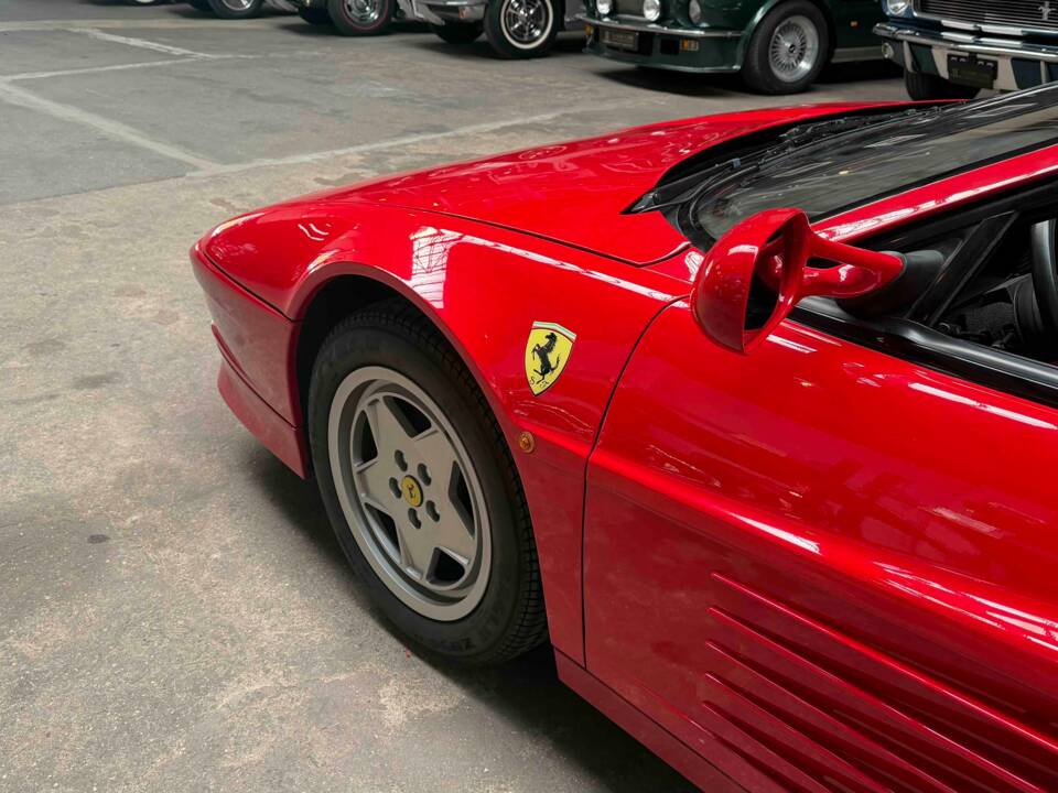 Afbeelding 13/36 van Ferrari Testarossa (1988)
