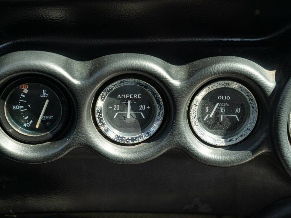 Image 36/47 of Innocenti Mini Cooper 1300 (1974)