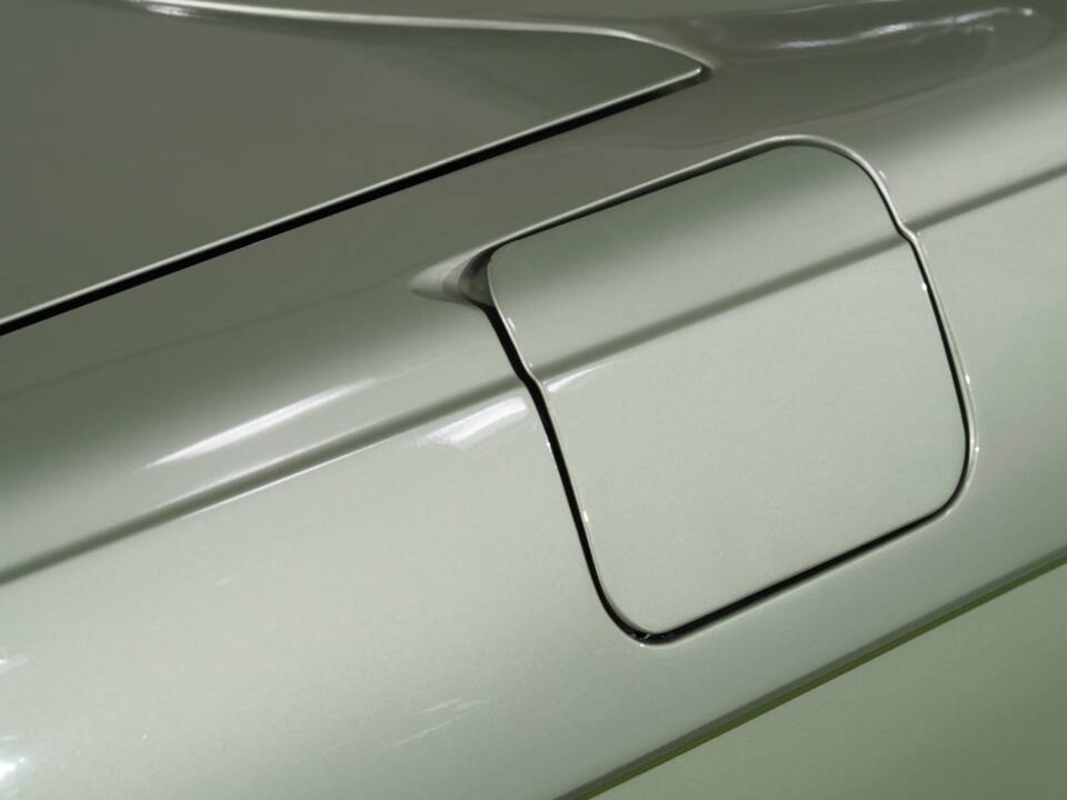 Image 28/66 of Mercedes-Benz 450 SLC (1977)