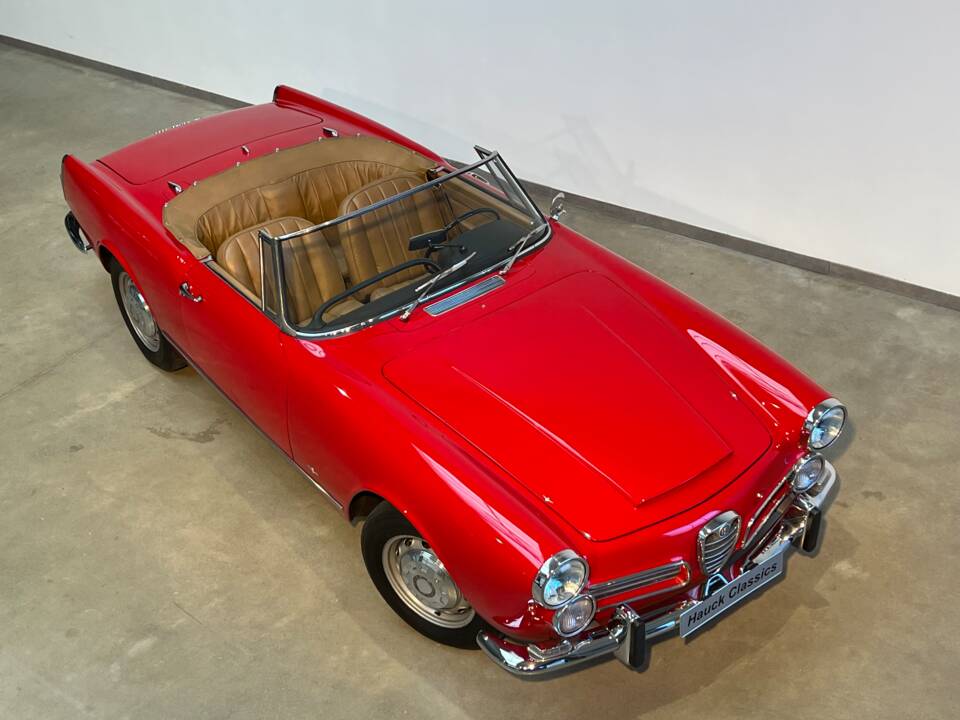 Imagen 13/38 de Alfa Romeo 2600 Spider (1964)