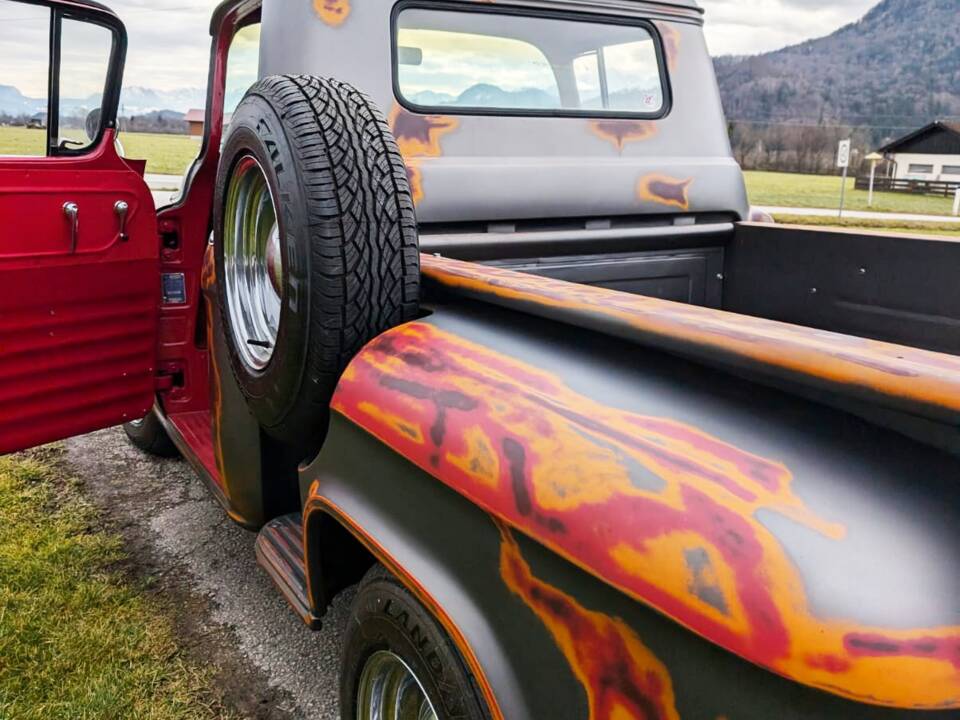 Bild 4/6 von Chevrolet Apache Stepside (1958)