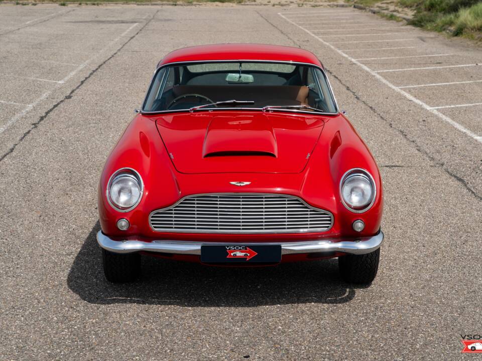 Bild 38/42 von Aston Martin DB 4 Vantage (1963)