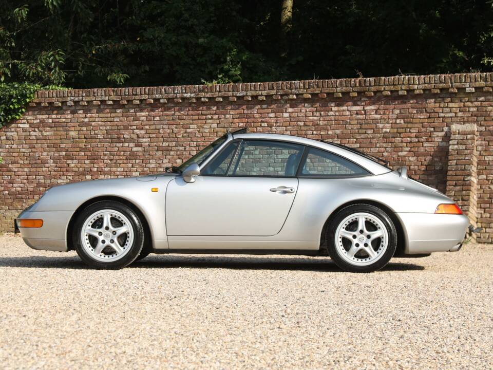 Imagen 28/50 de Porsche 911 Carrera (1996)