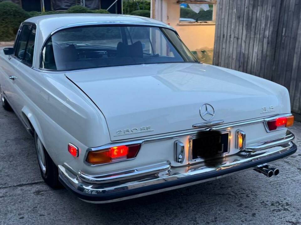 Image 49/50 of Mercedes-Benz 280 SE 3,5 (1971)