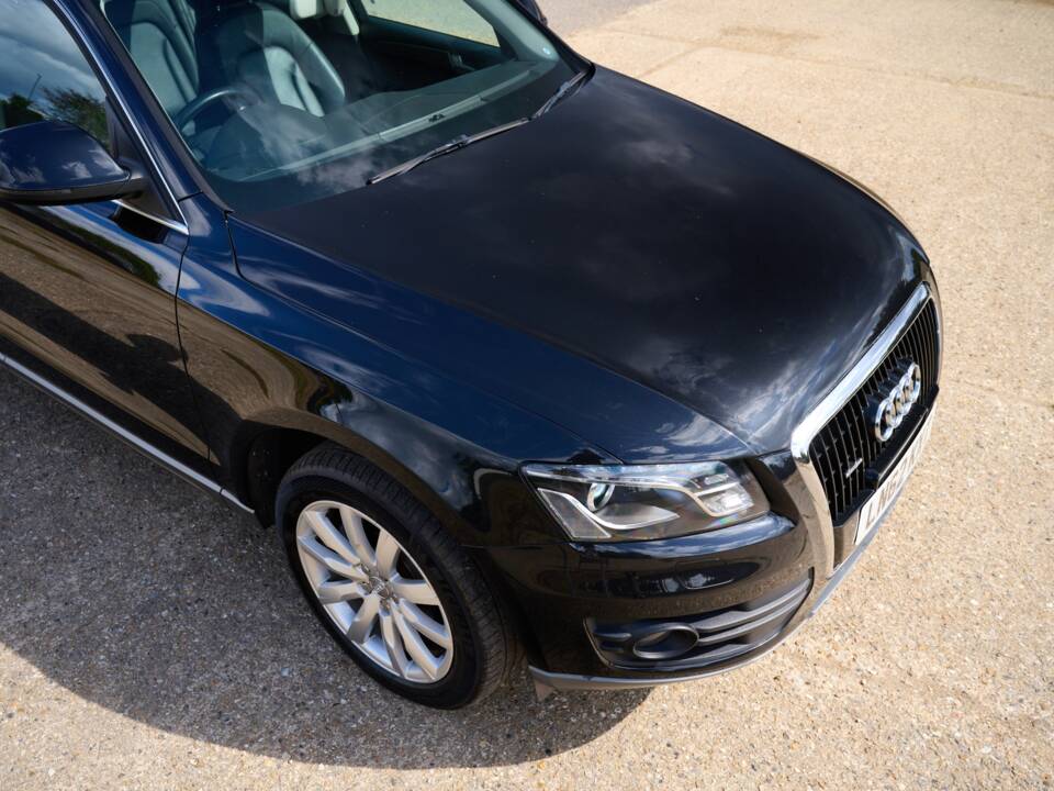 Bild 23/50 von Audi Q5 3.2 FSI (2013)