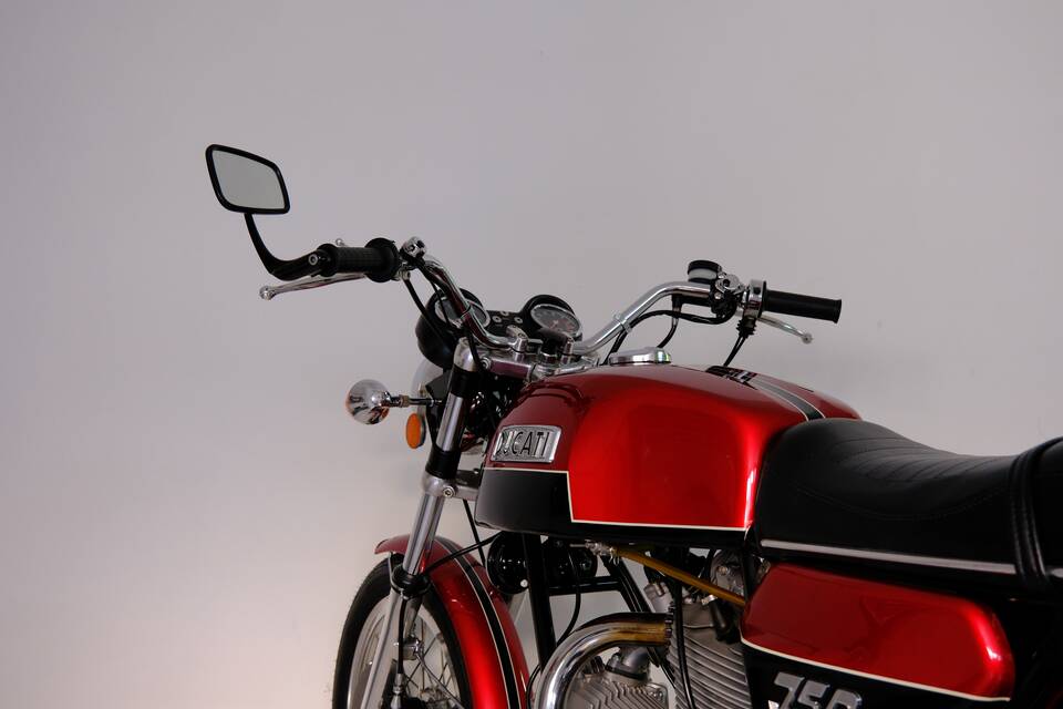 Immagine 67/96 di Ducati 750 GT (1974)