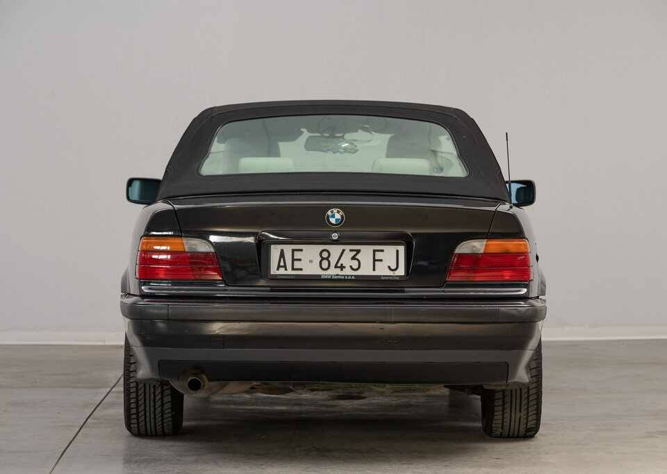 Image 29/46 of BMW 318i (1995)