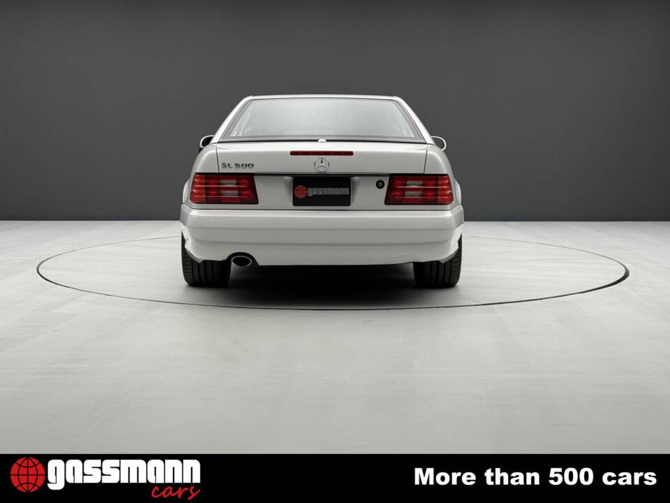 Immagine 7/15 di Mercedes-Benz SL 500 (2000)