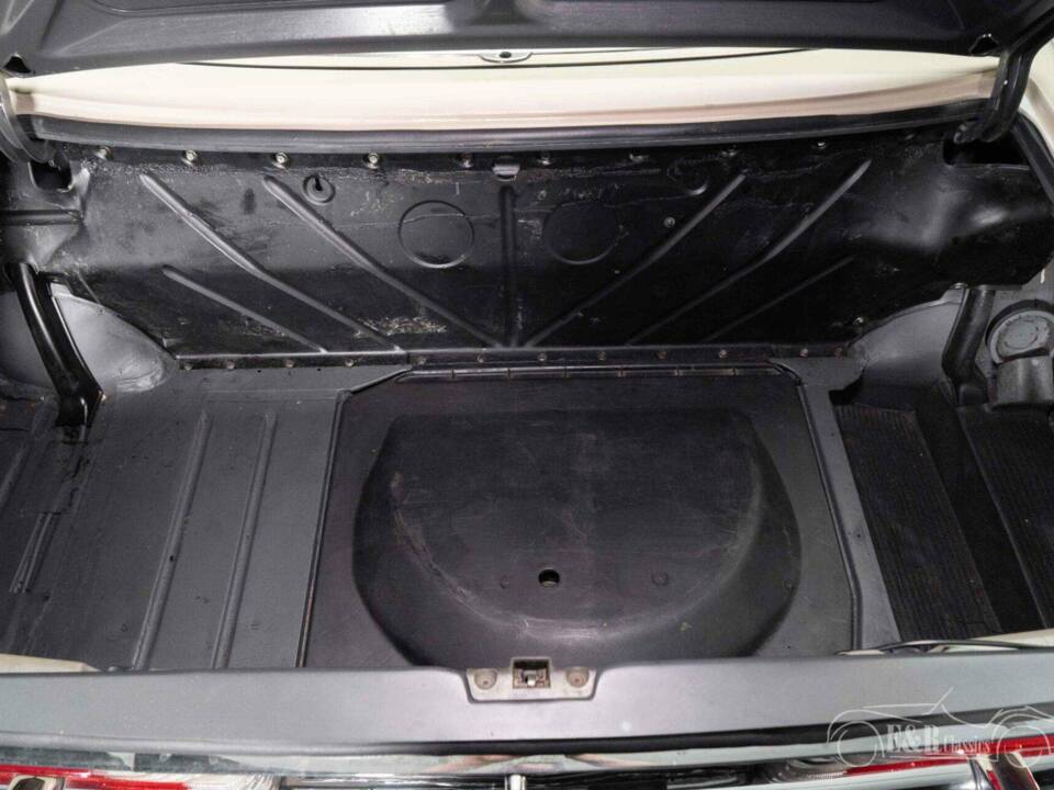 Image 19/19 de Mercedes-Benz 350 SL (1972)