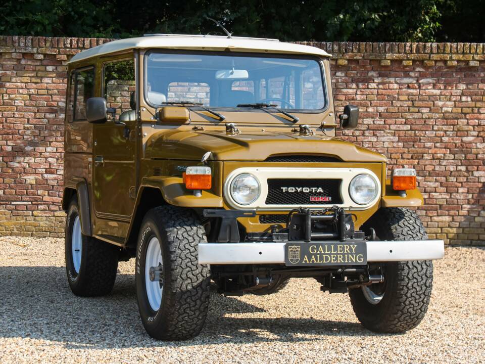 Image 19/50 de Toyota Land Cruiser BJ 40 (1979)