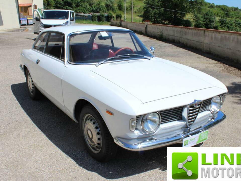 Immagine 3/10 di Alfa Romeo Giulia 1600 Sprint GT (1965)