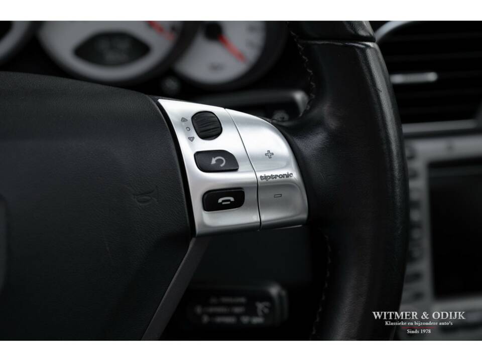 Immagine 15/29 di Porsche 911 Carrera 4S (2007)