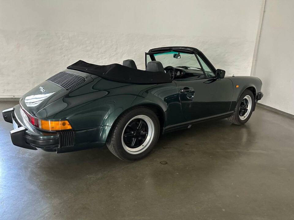Image 4/20 de Porsche 911 SC 3.0 (1983)