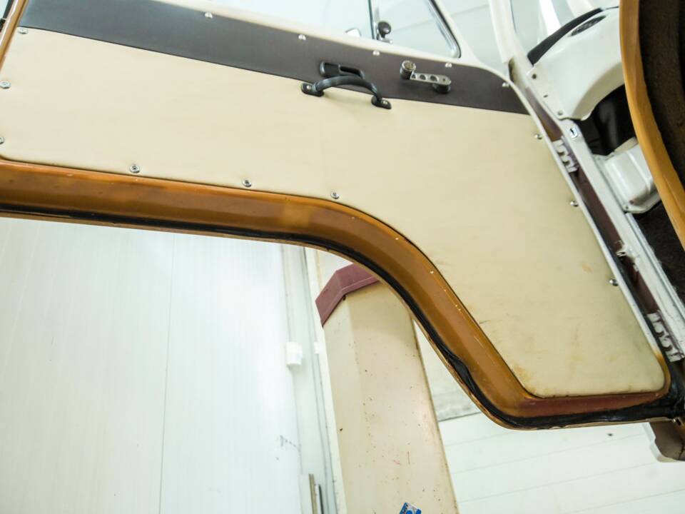Bild 47/50 von Volkswagen T2b Pickup Double Cabin (1977)