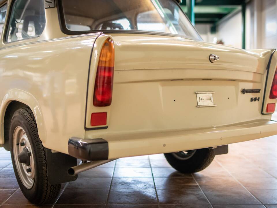 Bild 4/23 von Trabant 601 (1990)