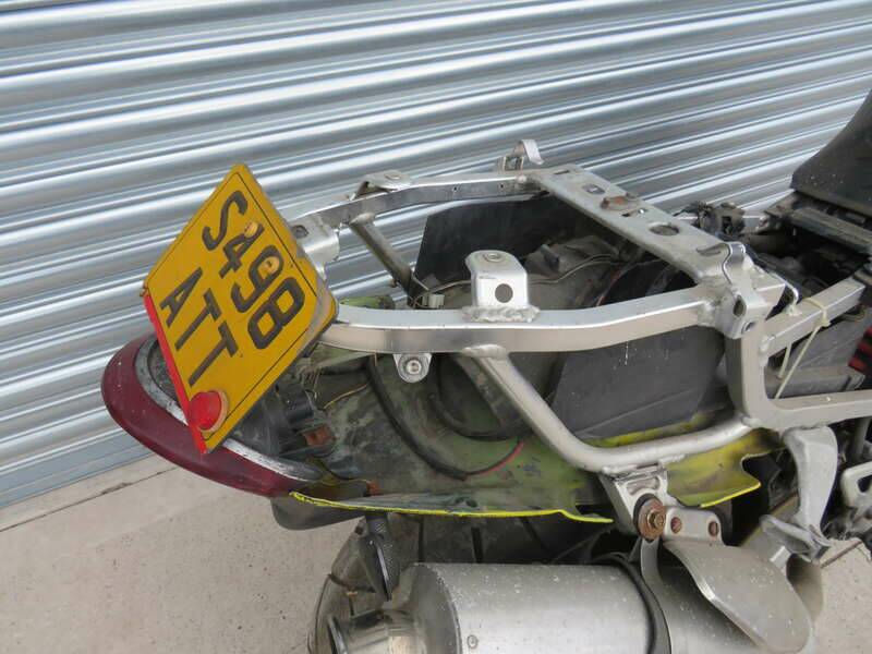 Bild 28/31 von Suzuki TL 1000R (1998)