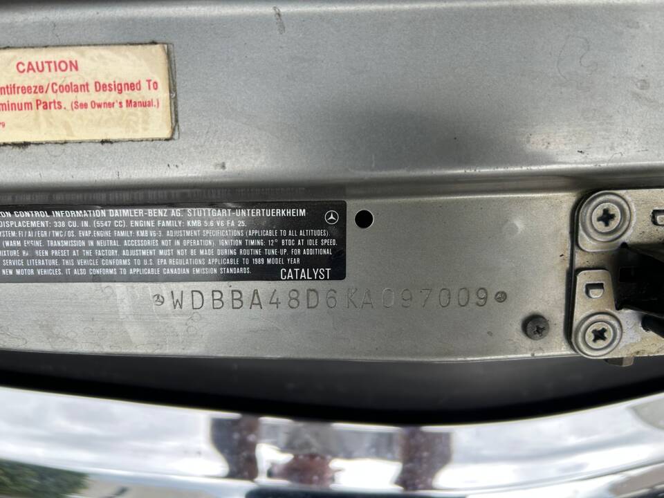 Image 29/36 of Mercedes-Benz 560 SL (1989)
