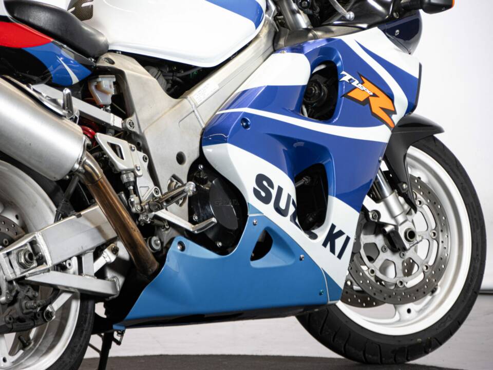 Afbeelding 30/49 van Suzuki TL 1000R (1999)