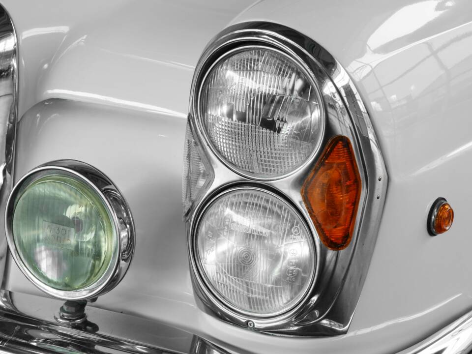 Image 50/50 of Mercedes-Benz 280 SE 3,5 (1969)