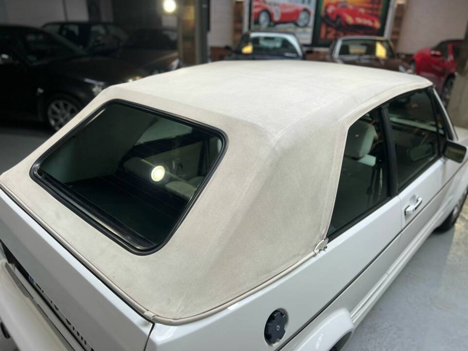 Immagine 28/68 di Volkswagen Golf III GTI 2.0 (1993)