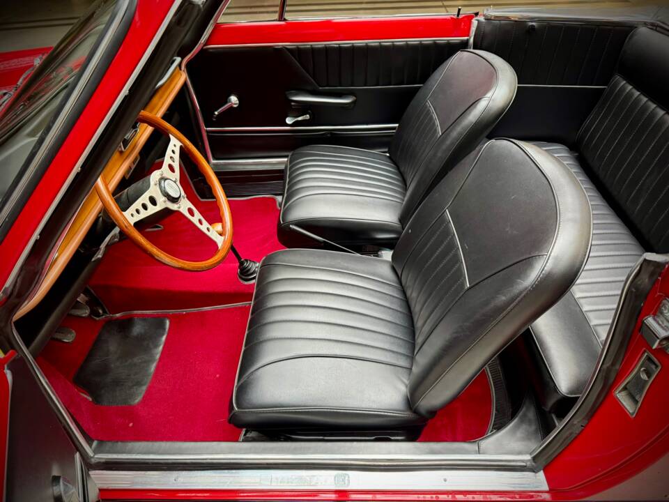 Imagen 11/21 de FIAT 850 Spider (1968)