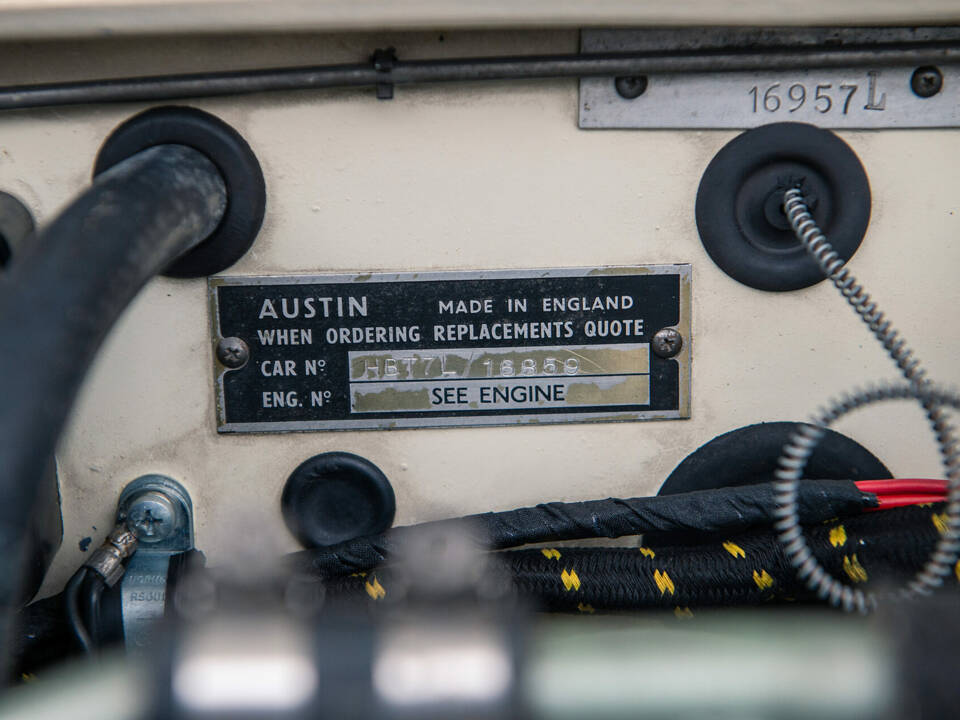 Image 22/35 of Austin-Healey 3000 Mk II (BT7) (1962)