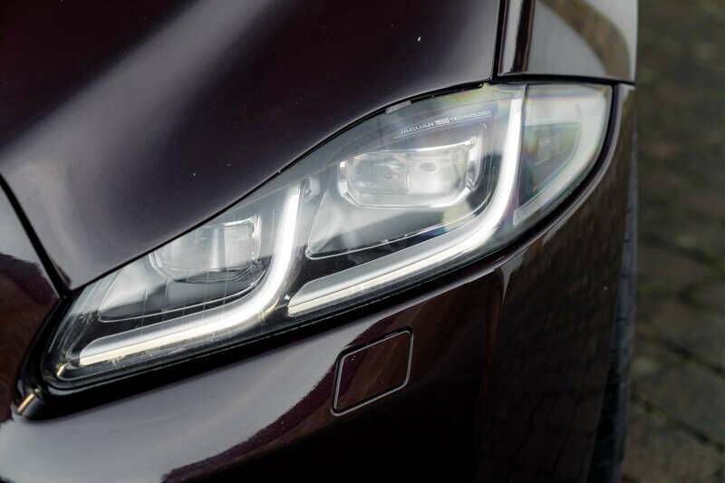 Bild 25/50 von Jaguar XJ 3.0 (2019)