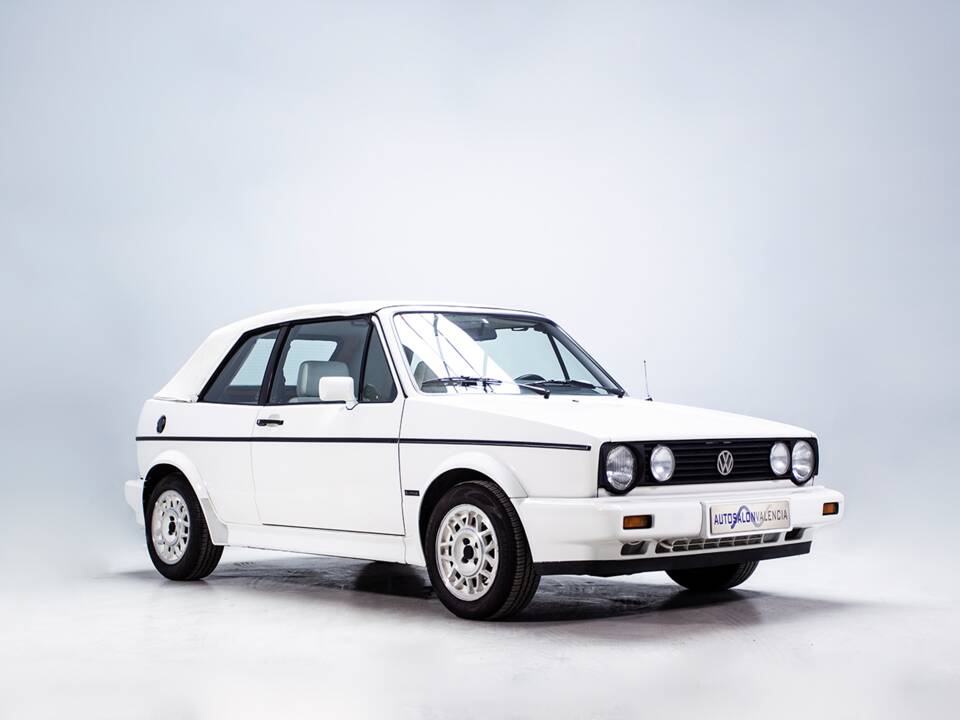 Image 6/37 of Volkswagen Golf Mk I Convertible 1.8 (1990)