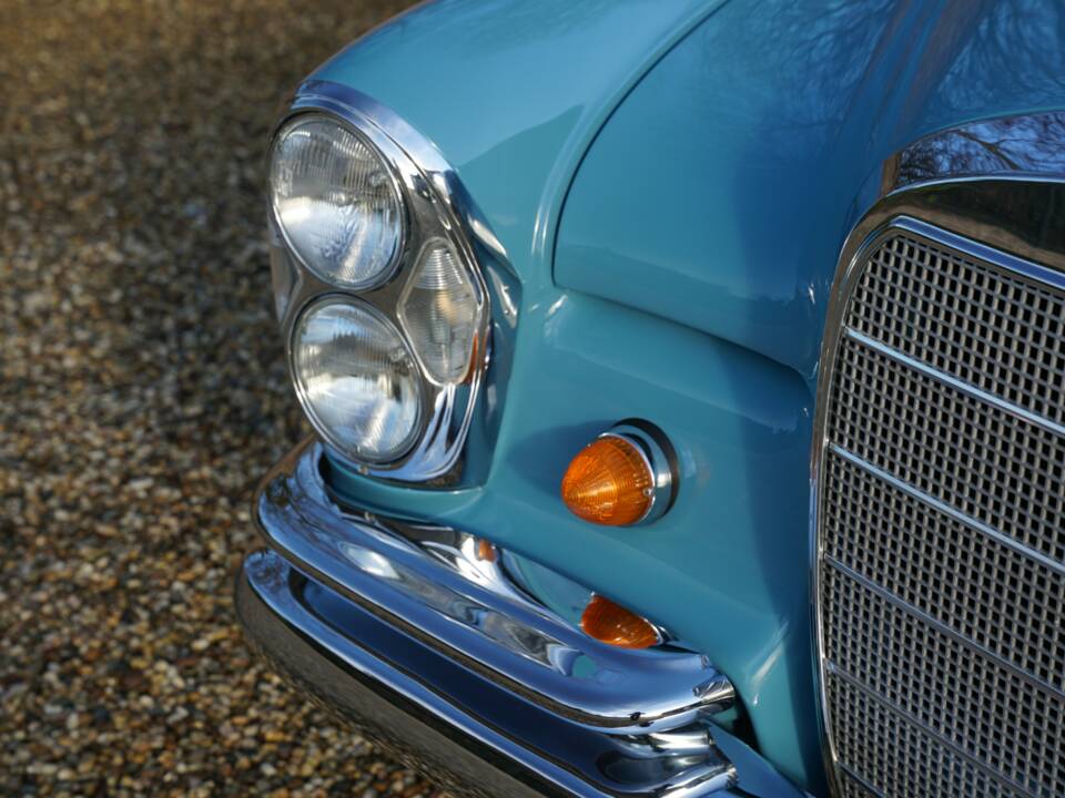 Bild 42/50 von Mercedes-Benz 250 SE (1967)