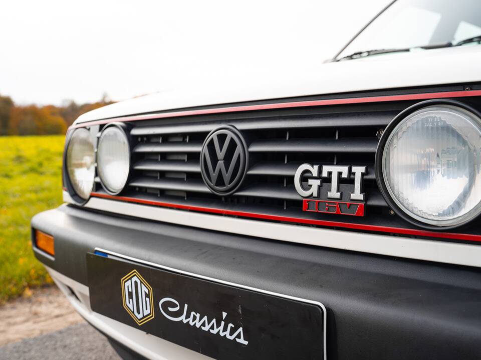 Image 10/48 de Volkswagen Golf Mk II GTi 16V 1.8 (1990)