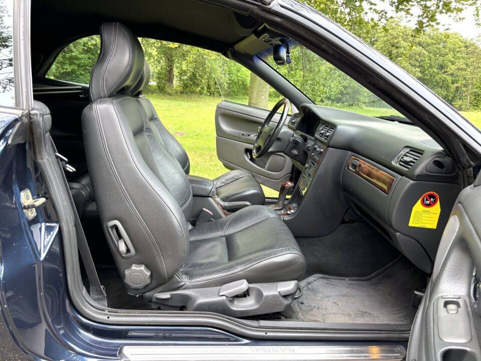 Image 12/21 de Volvo C70 2.0 T (2001)