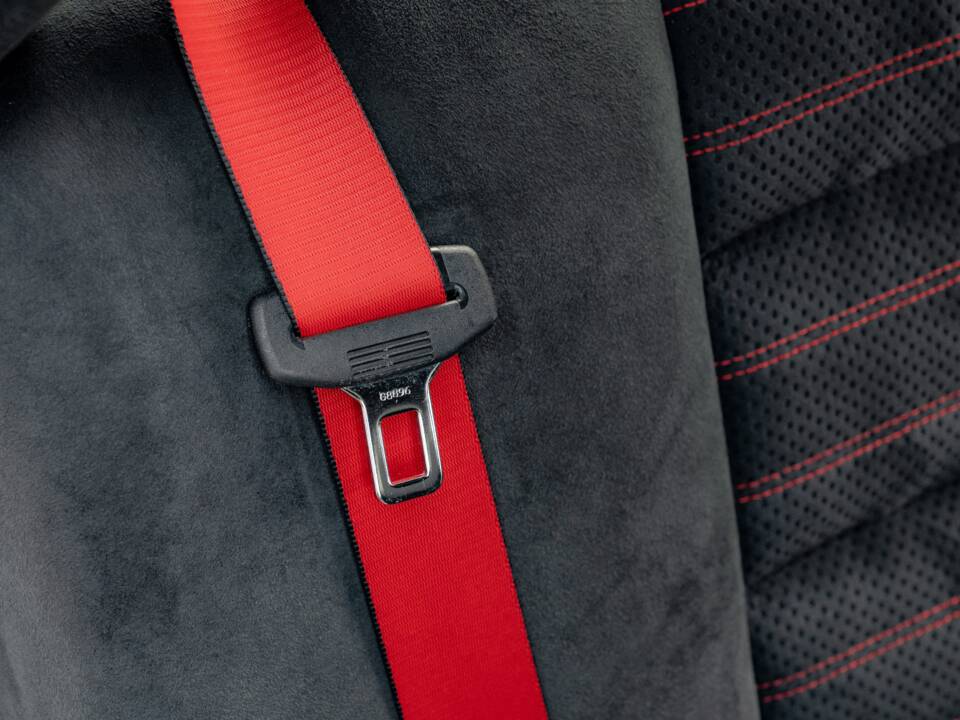 Imagen 51/96 de Lancia Delta HF Integrale Evoluzione I "Martini 5" (1992)