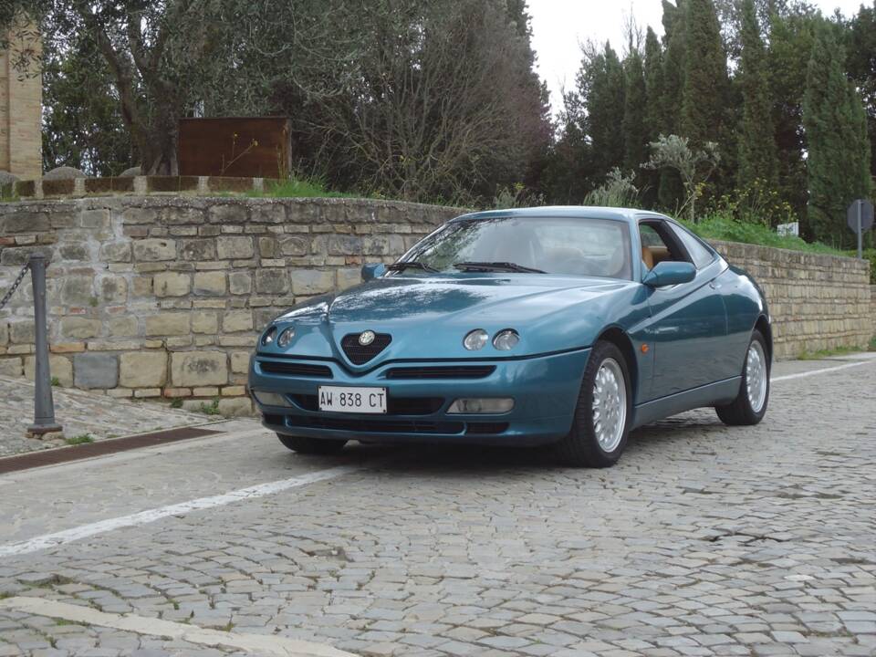 Afbeelding 2/27 van Alfa Romeo GTV 2.0 V6 Turbo (1998)