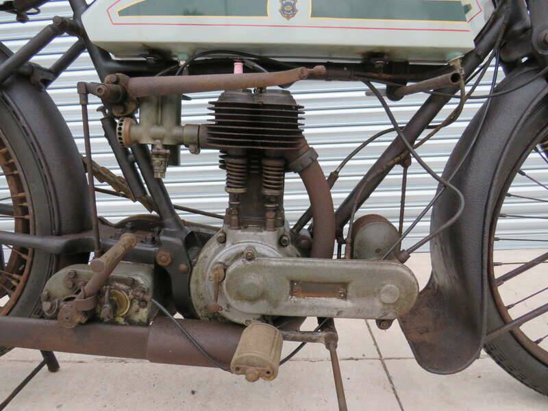 Image 3/47 of Triumph Model H (1919)