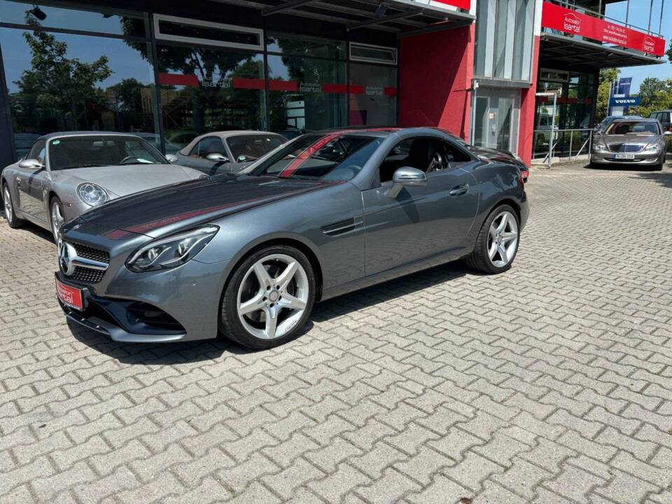 Image 2/20 de Mercedes-Benz SLC 300 (2016)