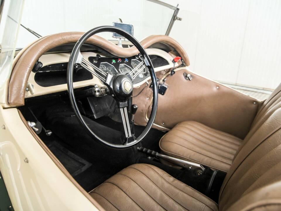 Bild 11/50 von MG TF (1954)