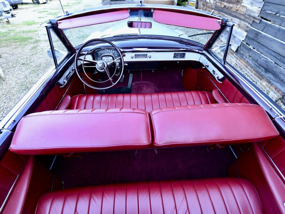 Immagine 49/50 di Cadillac 62 Convertible (1951)