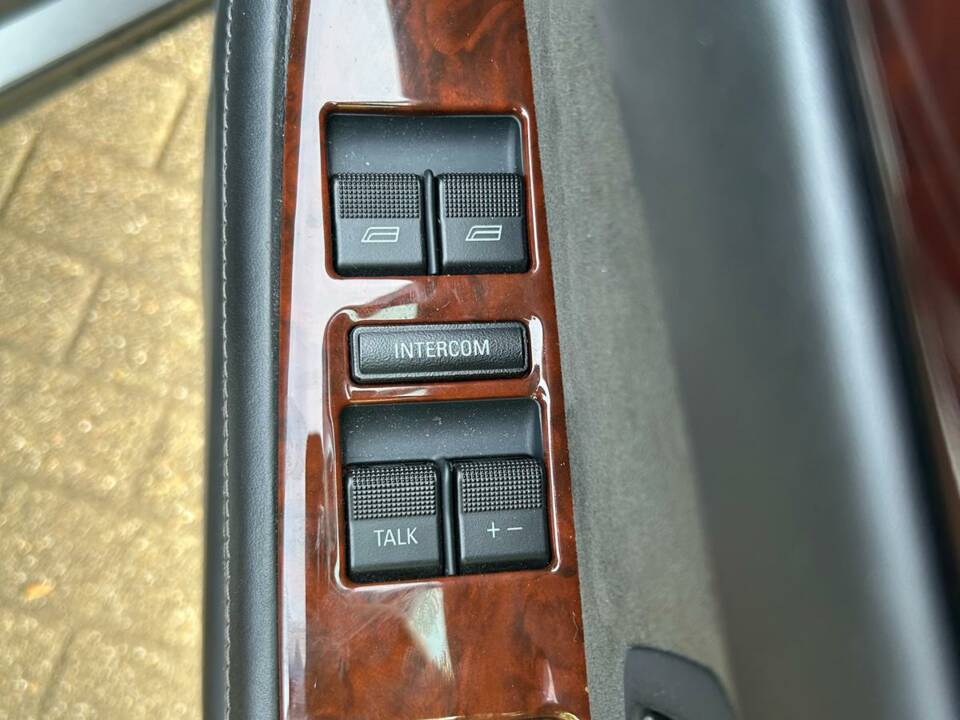 Bild 21/25 von Audi A8 4.2 quattro (2001)