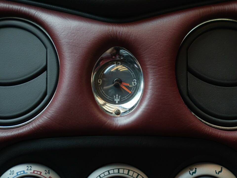 Bild 43/50 von Maserati 3200 GT (2000)